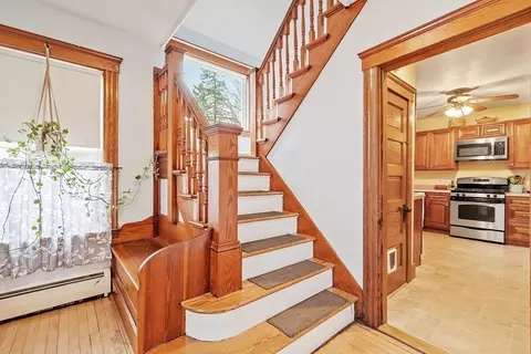 19 Knox St, Worcester, MA 01603 photo 13