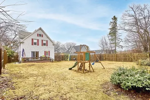 19 Knox St, Worcester, MA 01603 photo 16