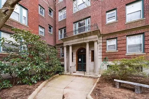 52 Garden St #49, Cambridge, MA 02138