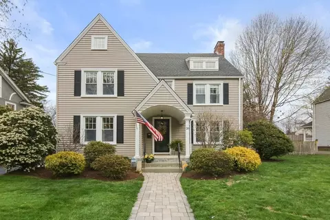 20 Pleasantview Ave, Longmeadow, MA 01106