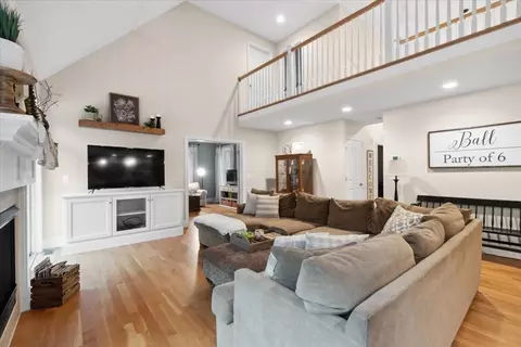 14 Lundvall Rd, Mendon, MA 01756 photo 12