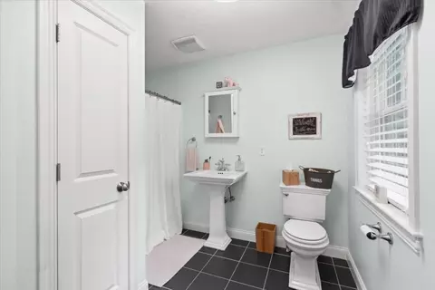 14 Lundvall Rd, Mendon, MA 01756 photo 18