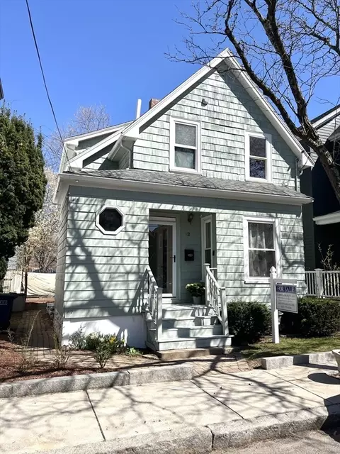12 Parker St, Somerville, MA 02143