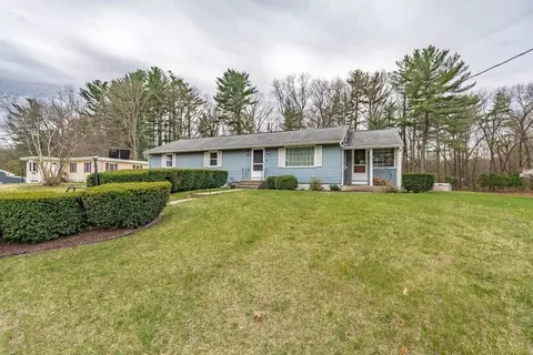 62 Heggie Dr, Westfield, MA 01085
