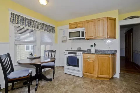 22-24 Eldridge St, Springfield, MA 01108 photo 9