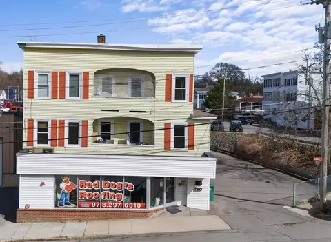 216 Daniels St, Fitchburg, MA 01420