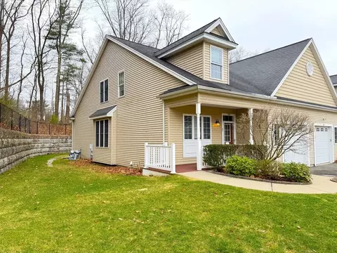 103 Grey Wolf Dr #103, Franklin, MA 02038