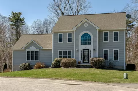 53 Brunelle Dr, Rutland, MA 01543