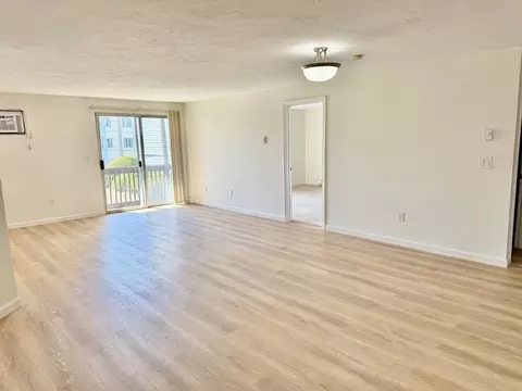 11 Gibbs St #B20, Worcester, MA 01607 photo 3