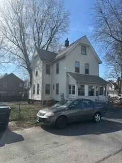 20 Greene Pl, Springfield, MA 01109 photo 2