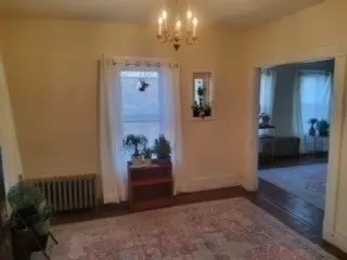 20 Greene Pl, Springfield, MA 01109 photo 4
