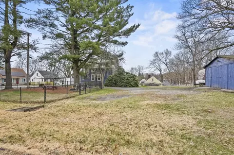 7 Rural St, Worcester, MA 01604 photo 3