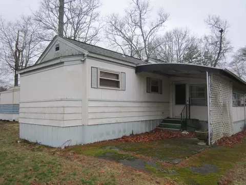 61 Timber Ln, Wareham, MA 02576 photo 4