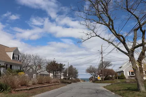 73 Pilgrim Rd, Dennis, MA 02638 photo 2