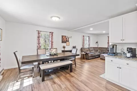 94 Warwick Ave, Athol, MA 01331 photo 14