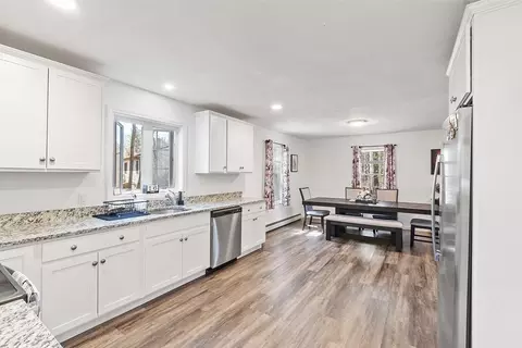 94 Warwick Ave, Athol, MA 01331 photo 8