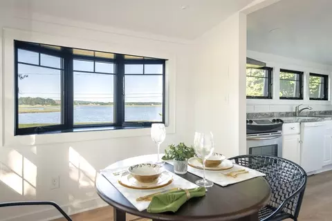 Dining - 5 Eagle Hill Rd, Ipswich, MA 01938 photo 2 of 2