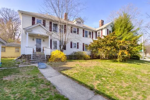 Exterior - 3 Longfellow Rd, Worcester, MA 01602 photo 3 of 4