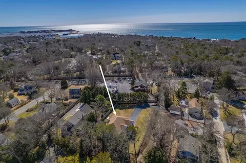 2 Centerville Ave, Barnstable, MA 02632 photo 3