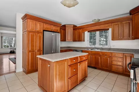 2 Centerville Ave, Barnstable, MA 02632 photo 10