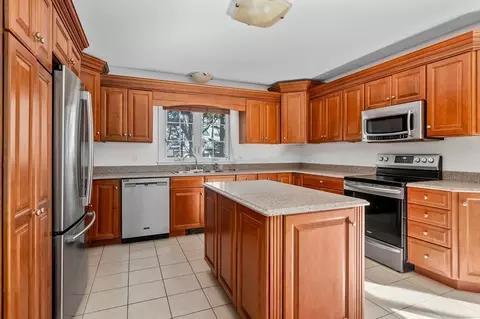2 Centerville Ave, Barnstable, MA 02632 photo 9