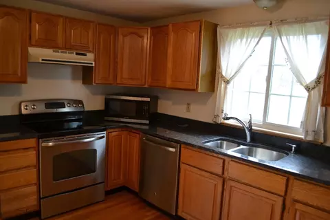55 Mendon Rd, Sutton, MA 01590 photo 5