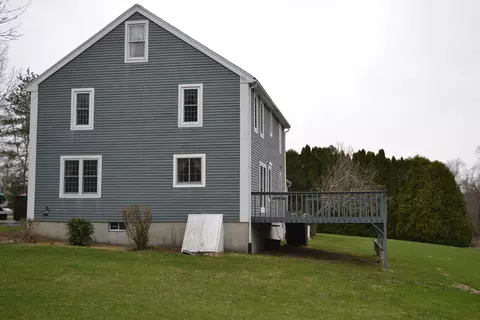 55 Mendon Rd, Sutton, MA 01590 photo 3