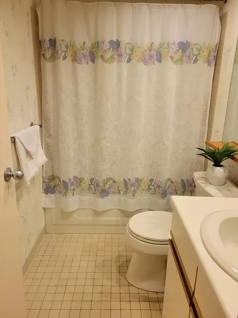 750 Davol St #813, Fall River, MA 02720 photo 21