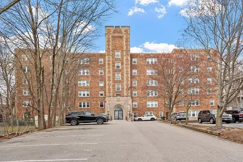 195 Thomas Burgin Pkwy #508, Quincy, MA 02169