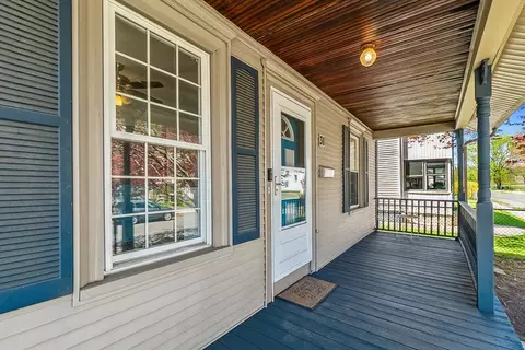 Exterior - 31 Ferry St, Chicopee, MA 01013 photo 2 of 13