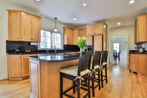 14 Barton Rd, Harvard, MA 01451 photo 3