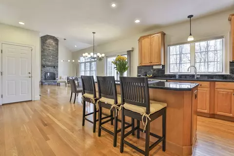 14 Barton Rd, Harvard, MA 01451 photo 2