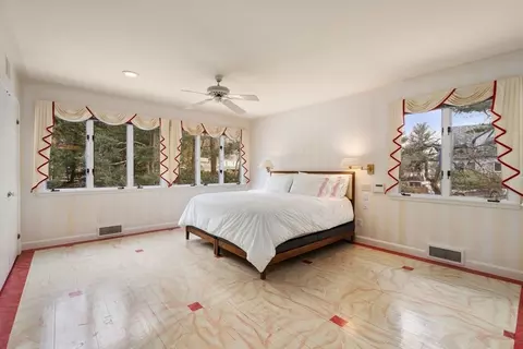 Bedroom - 474 Salisbury St, Worcester, MA 01609 photo 1 of 5