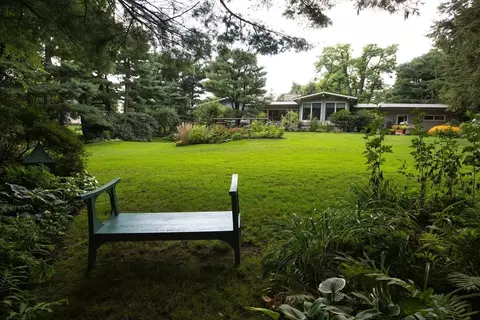 Exterior - 474 Salisbury St, Worcester, MA 01609 photo 2 of 6