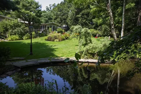 474 Salisbury St, Worcester, MA 01609