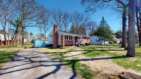 144 Thurber Ave, Attleboro, MA 02703