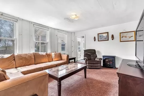 21 23 Hartford Ave S, Upton, MA 01568 photo 5