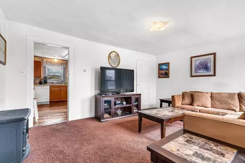 21 23 Hartford Ave S, Upton, MA 01568 photo 6