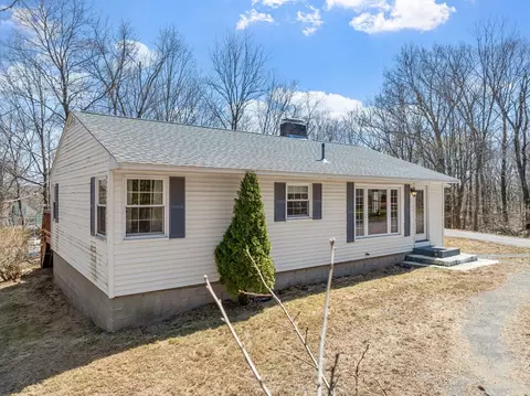 4 Lawrence, Derry, NH 03038 photo 38