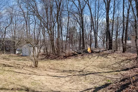 4 Lawrence, Derry, NH 03038 photo 35