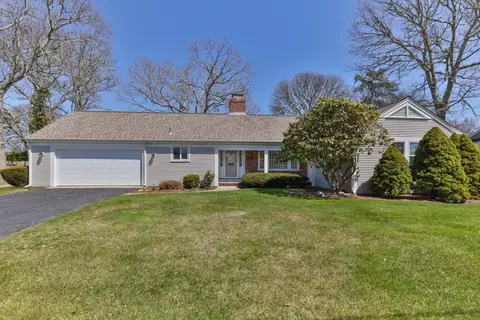 56 Fairwood Rd, Yarmouth, MA 02664