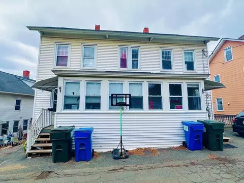 32-34 East Ct, Ware, MA 01082