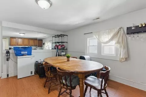 Dining - 15 Rutledge Ave, Springfield, MA 01105 photo 1 of 1