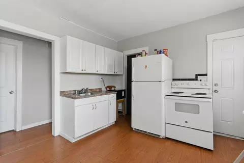 Kitchen - 15 Rutledge Ave, Springfield, MA 01105 photo 4 of 4
