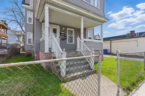 Exterior - 15 Rutledge Ave, Springfield, MA 01105 photo 9 of 10