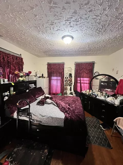 61-63 Hall St, Springfield, MA 01108 photo 7