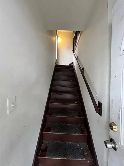 61-63 Hall St, Springfield, MA 01108 photo 12