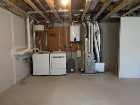 Other - 6 Bates St #C, Devens, MA 01434 photo 5 of 8