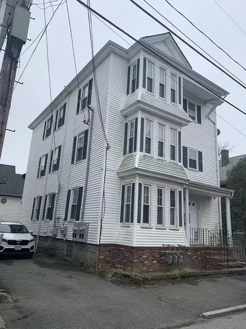 184 Austin, New Bedford, MA 02740