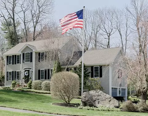 7 Basswood Cir, Holden, MA 01520